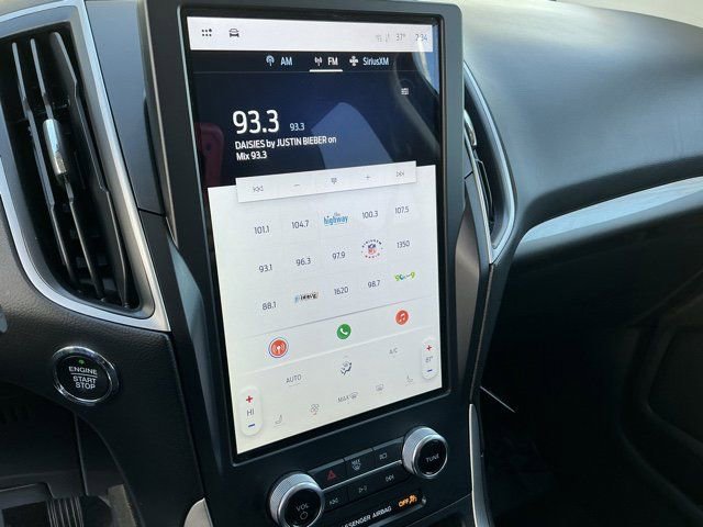 Used 2024 Ford Edge SEL image 23