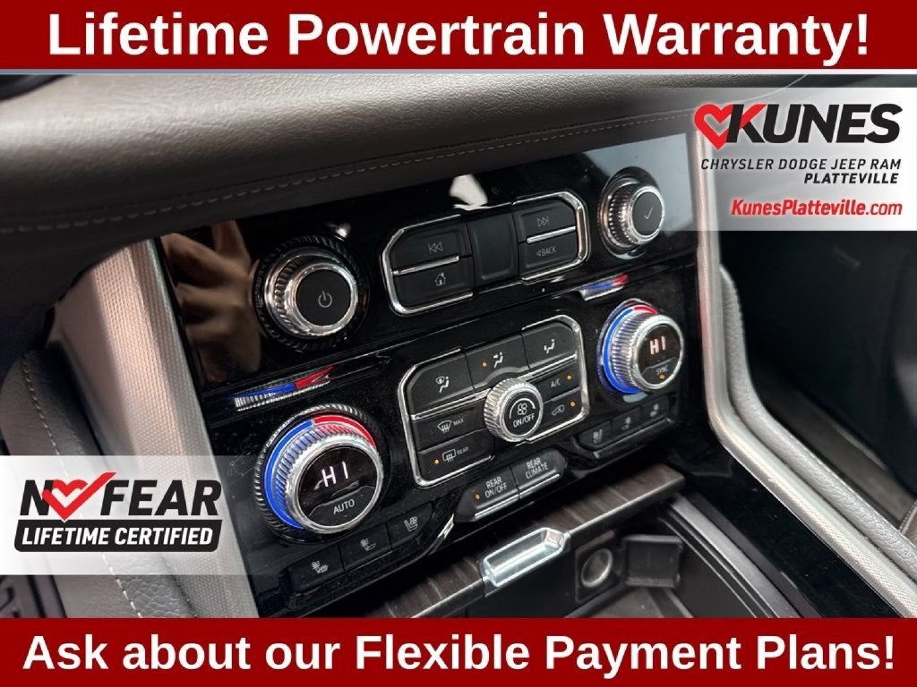 Used 2021 GMC Yukon Denali w/ Denali Premium Package AWD/4WD image 34