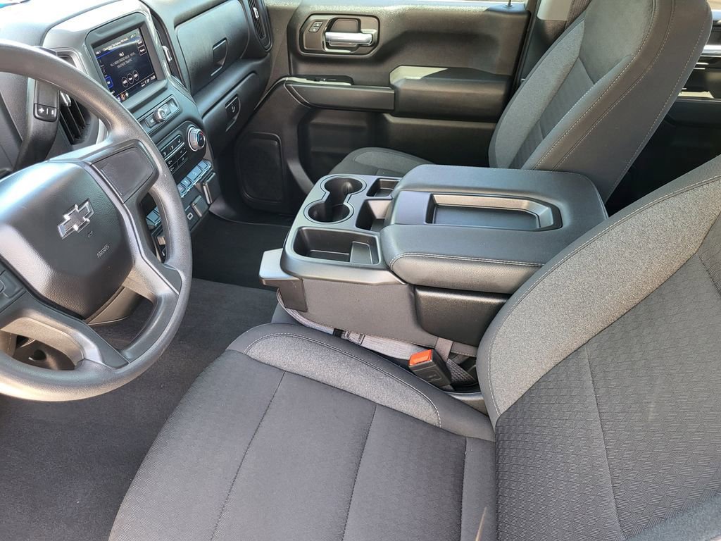 Certified 2025 Chevrolet Silverado 2500 Custom w/ Custom Value Package AWD/4WD image 17