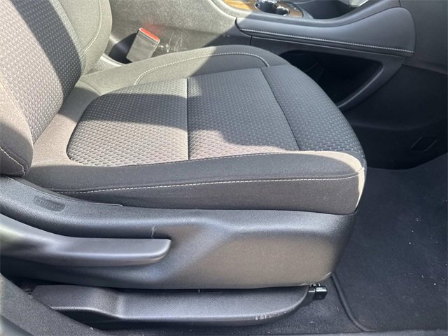 Used 2023 GMC Acadia SLE w/ Elevation Edition image 14