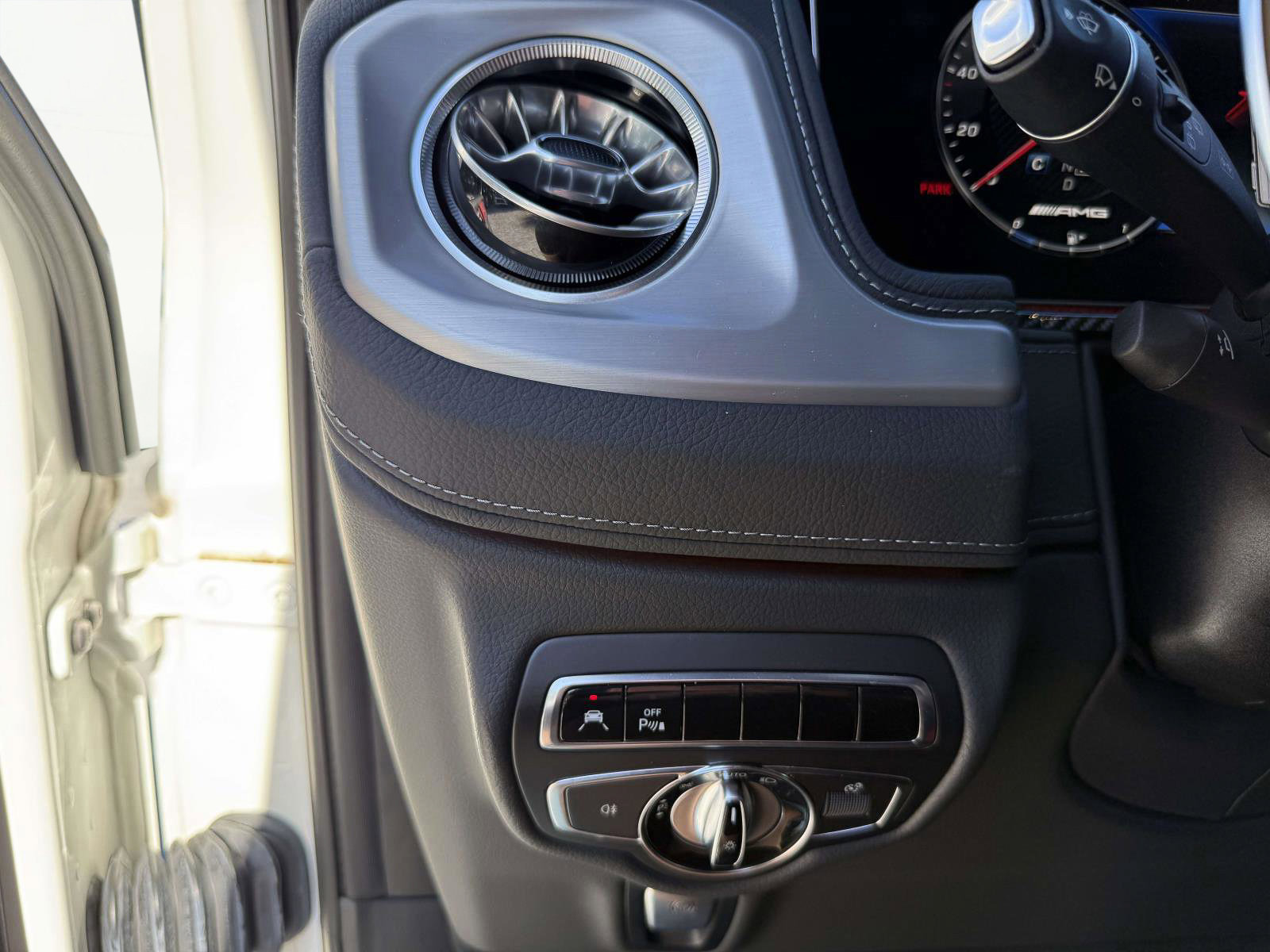 Used 2024 Mercedes-Benz G 63 AMG 4MATIC image 52