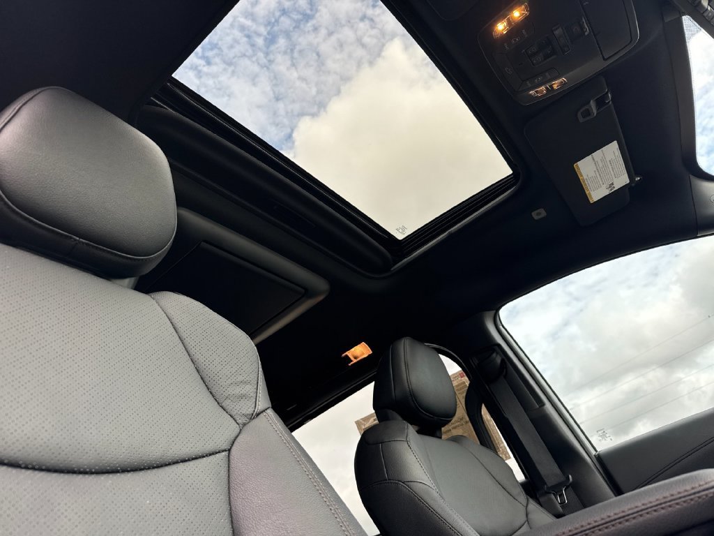 Certified 2026 Toyota Sienna Limited AWD/4WD image 18