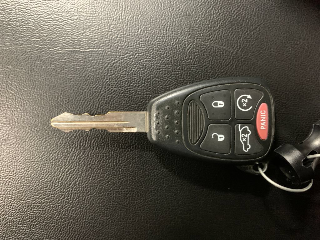 Used 2014 Chrysler 200 Touring w/ 200 S Group FWD image 29