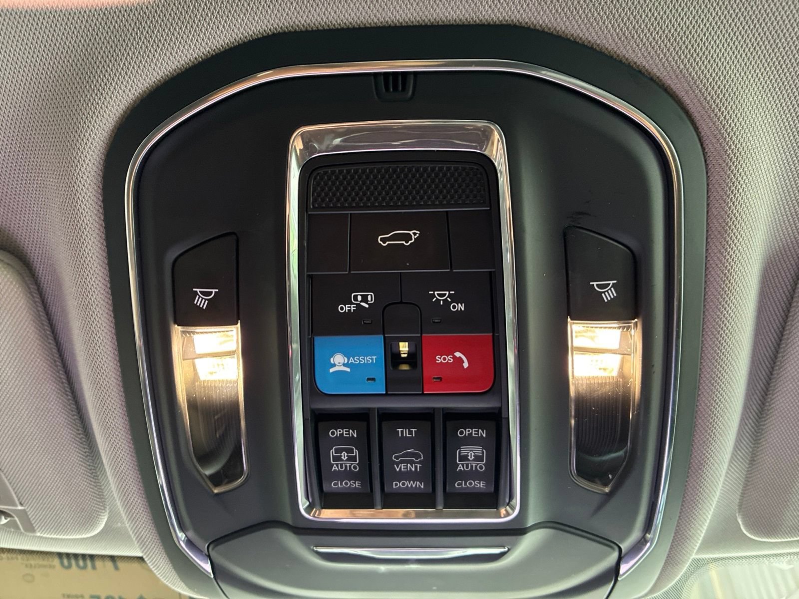 Used 2022 Jeep Grand Cherokee Limited 4xe AWD/4WD image 30
