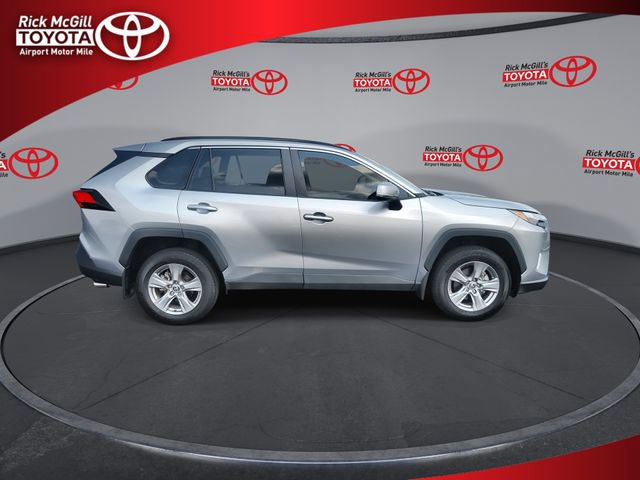 Used 2024 Toyota RAV4 XLE FWD image 9