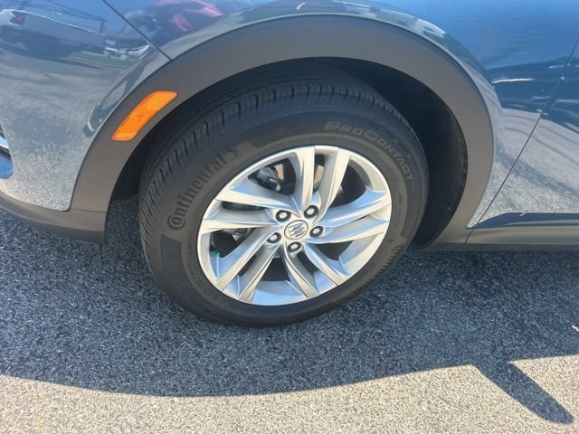 Used 2025 Buick Envista Preferred w/ Convenience II Package FWD image 10