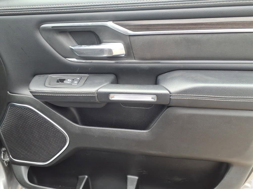 Used 2025 RAM 1500 Laramie w/ Sport Appearance Package image 19