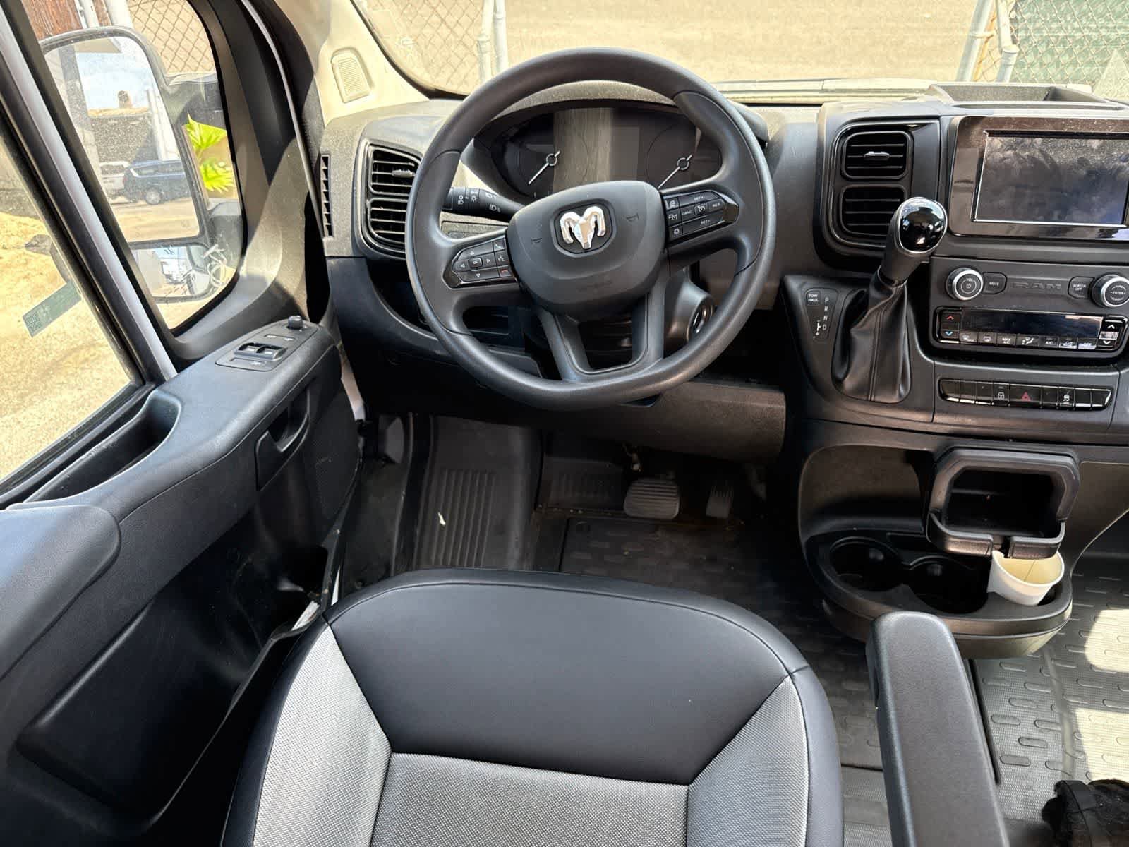 Used 2024 RAM ProMaster 2500 w/ Convenience Group FWD image 25