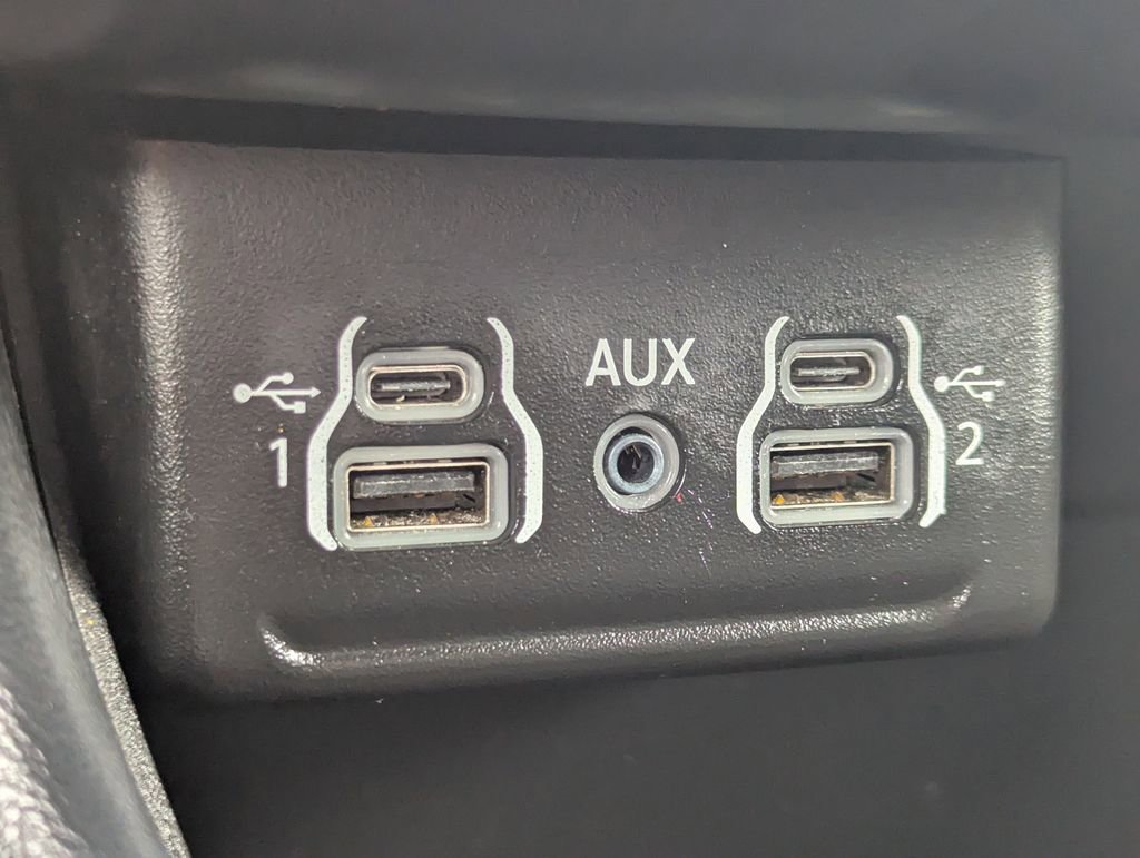 Used 2024 Dodge Durango GT image 17