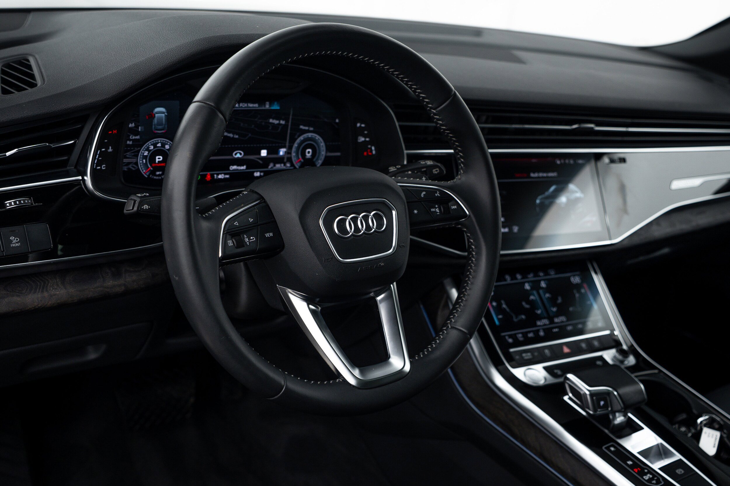 Used 2020 Audi Q8 Premium Plus w/ Premium Plus Package image 9