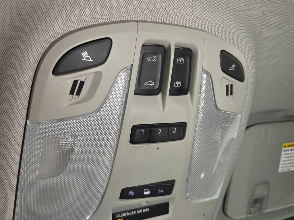 Used 2014 Buick LaCrosse Leather w/ Driver Confidence Package FWD image 9