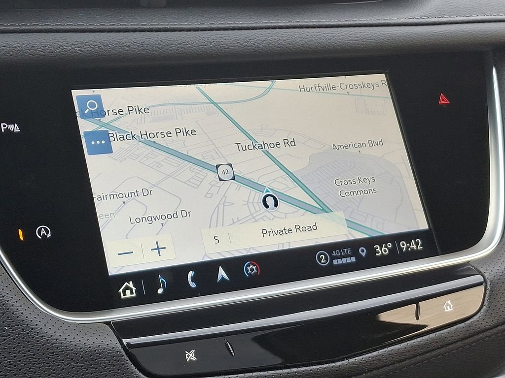 Certified 2025 Cadillac XT5 Premium Luxury w/ LPO, Floor Liner Package image 18