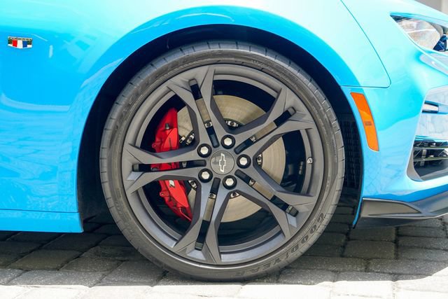 Used 2022 Chevrolet Camaro SS RWD image 35