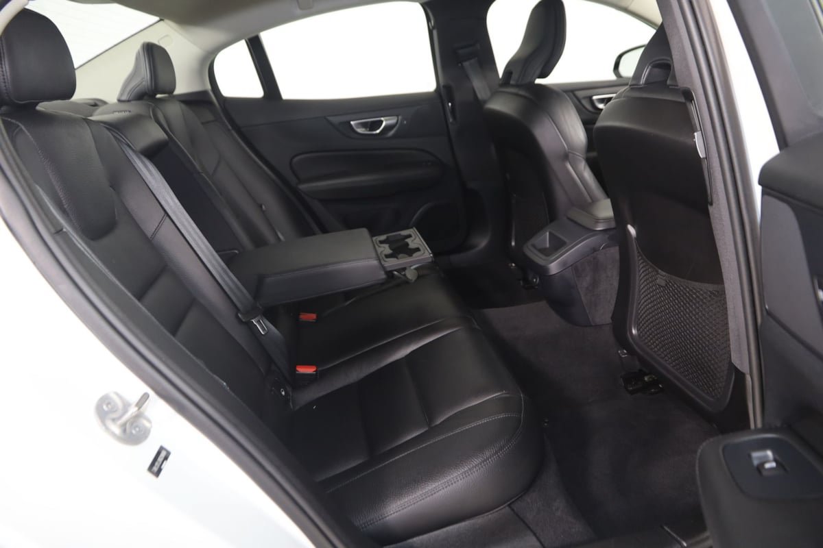 Used 2024 Volvo S60 B5 Plus AWD/4WD image 15
