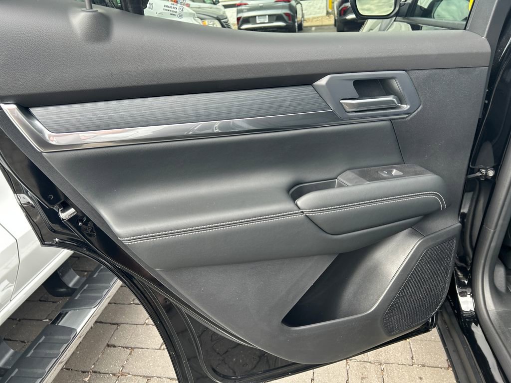 New 2026 GMC Terrain Elevation w/ Black Edition image 32