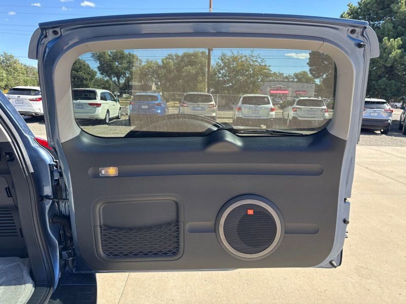 Used 2010 Toyota RAV4 Limited image 15