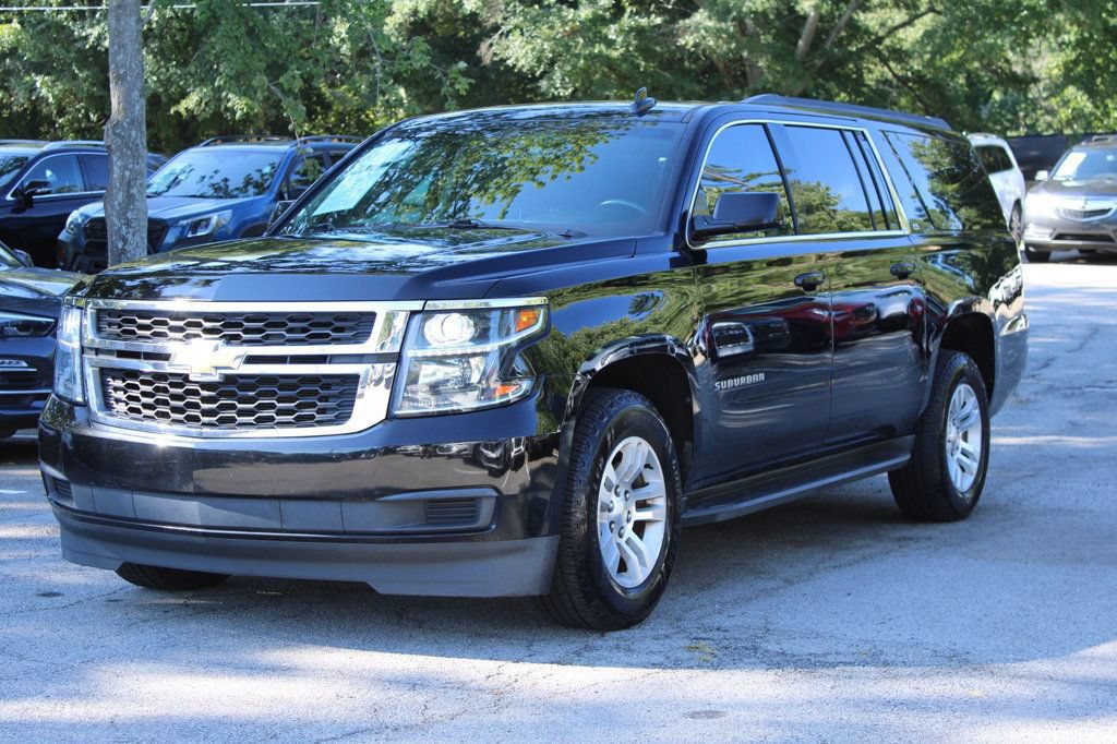 Used 2015 Chevrolet Suburban LS RWD image 3