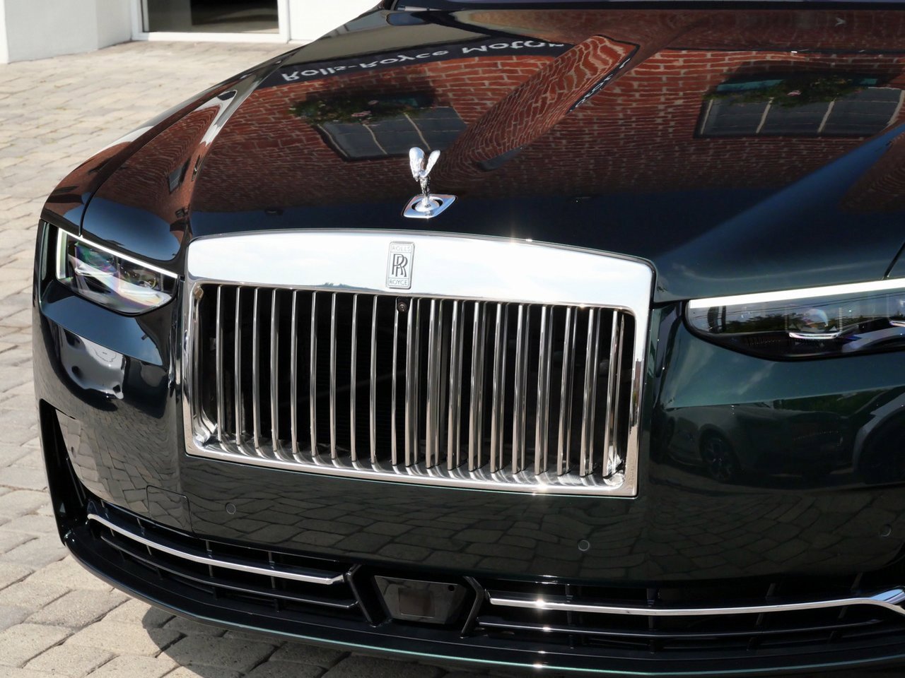 New 2025 Rolls-Royce Ghost image 7