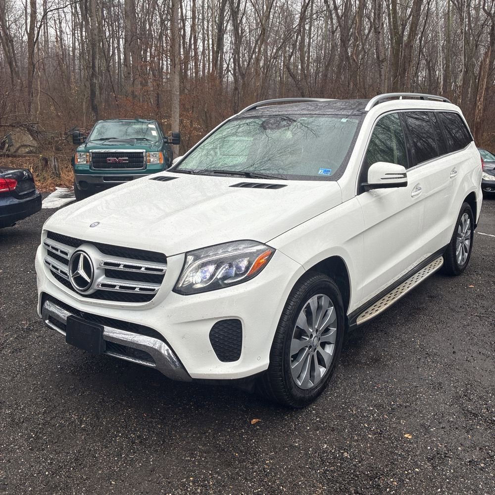 Used 2017 Mercedes-Benz GLS 450 4MATIC image 2