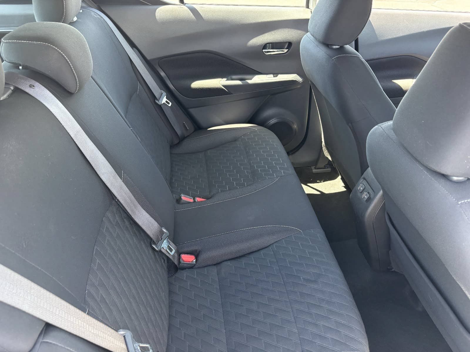Used 2022 Nissan Kicks SV FWD image 16