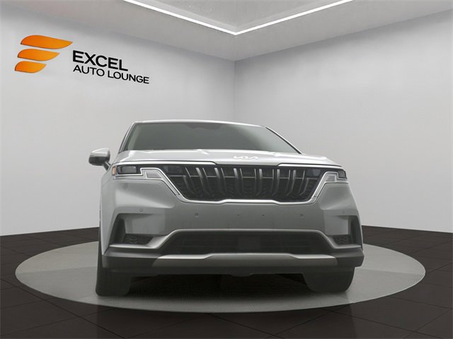 Used 2022 Kia Carnival EX image 43