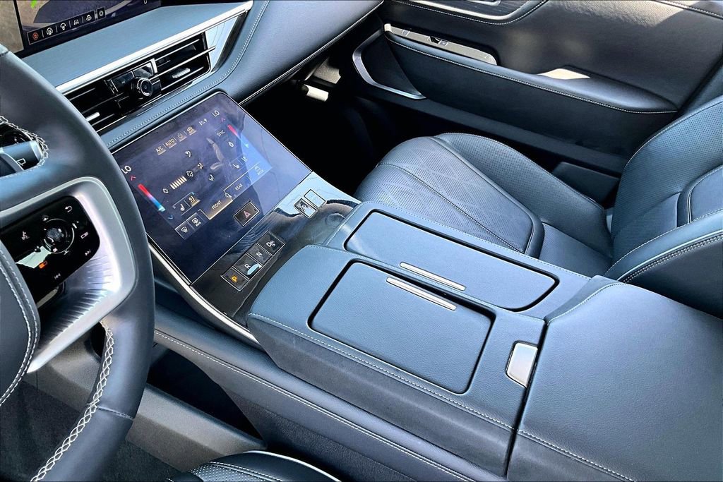 Certified 2025 INFINITI QX80 Sensory AWD/4WD image 19