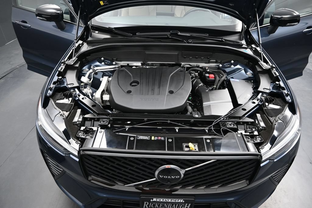 Used 2026 Volvo XC60 B5 Plus AWD/4WD image 21