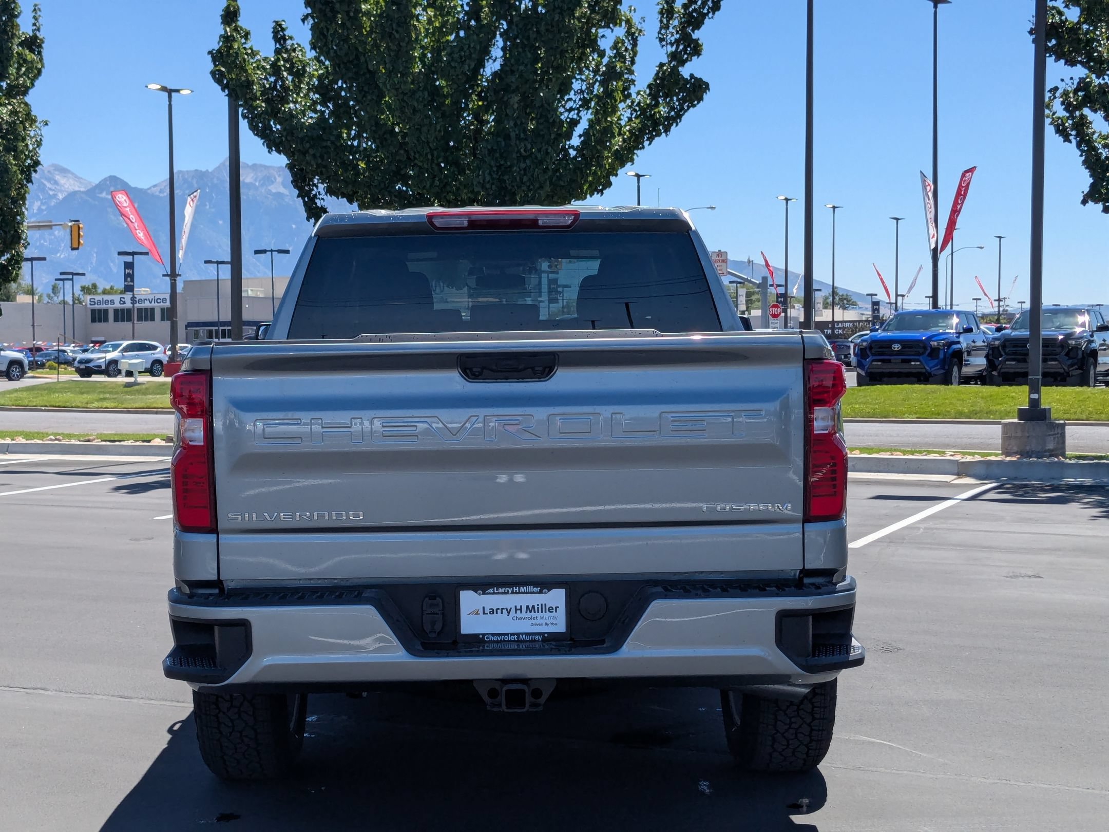 New 2025 Chevrolet Silverado 1500 Custom AWD/4WD image 4