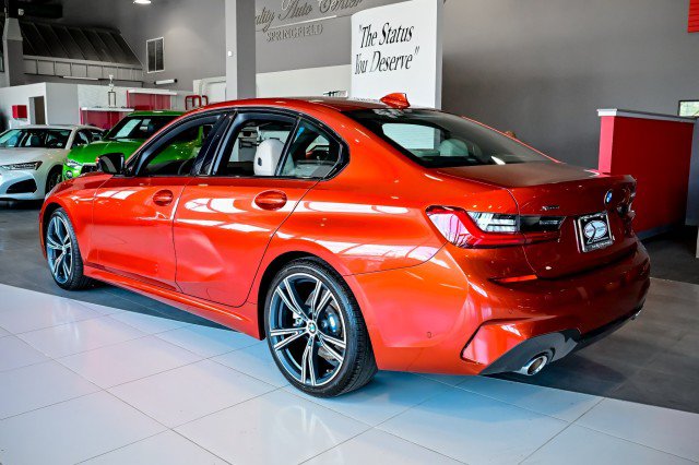 Used 2021 BMW 330i xDrive Sedan w/ M Sport Package AWD/4WD image 7