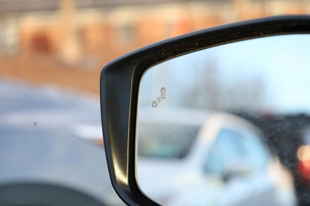 New 2025 Nissan Versa SV w/ Trunk Package image 18