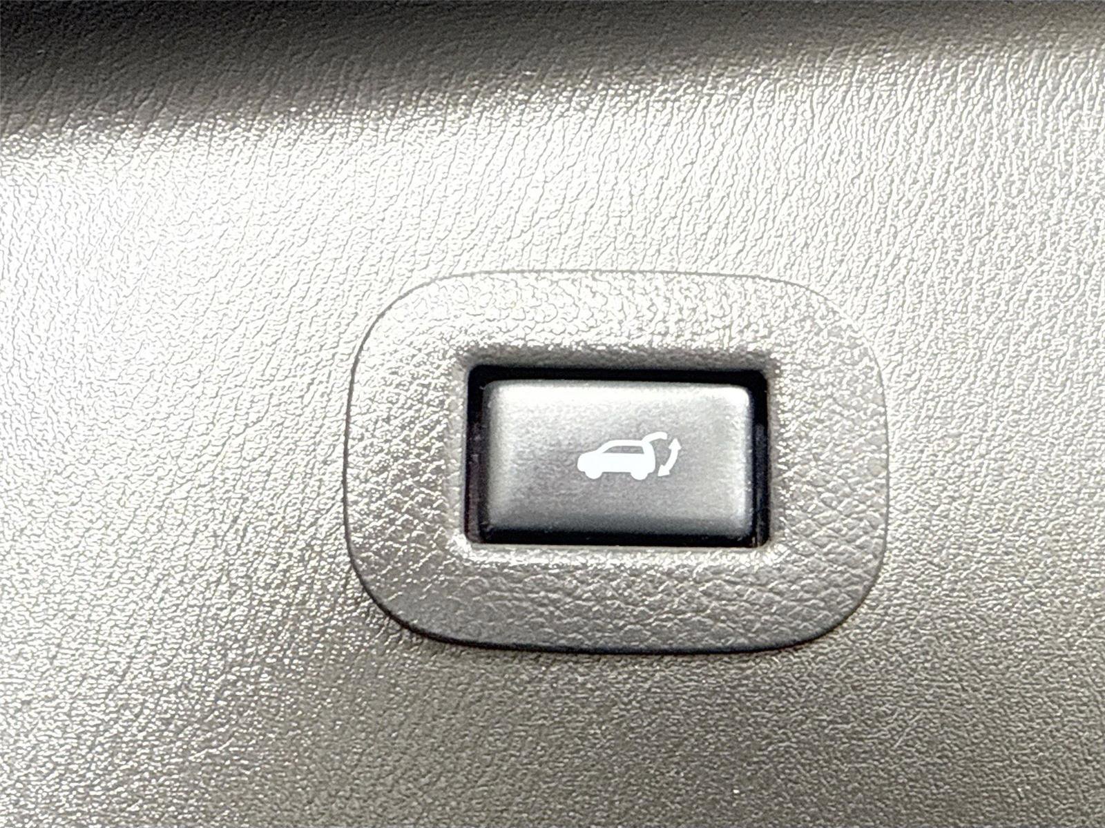 Used 2019 INFINITI QX80 Luxe image 42