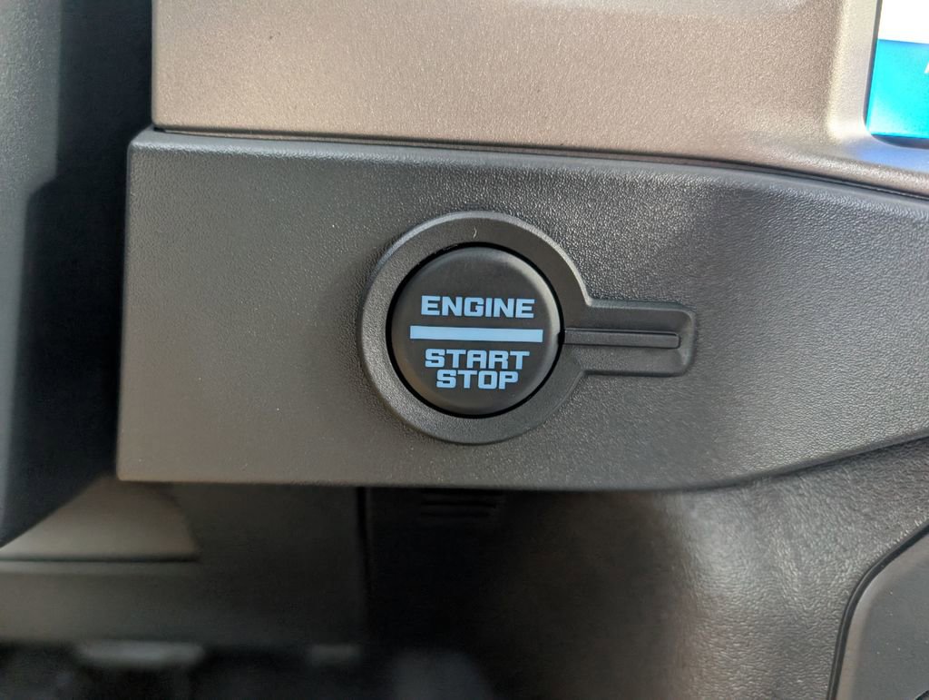 New 2025 Ford Bronco Outer Banks image 11