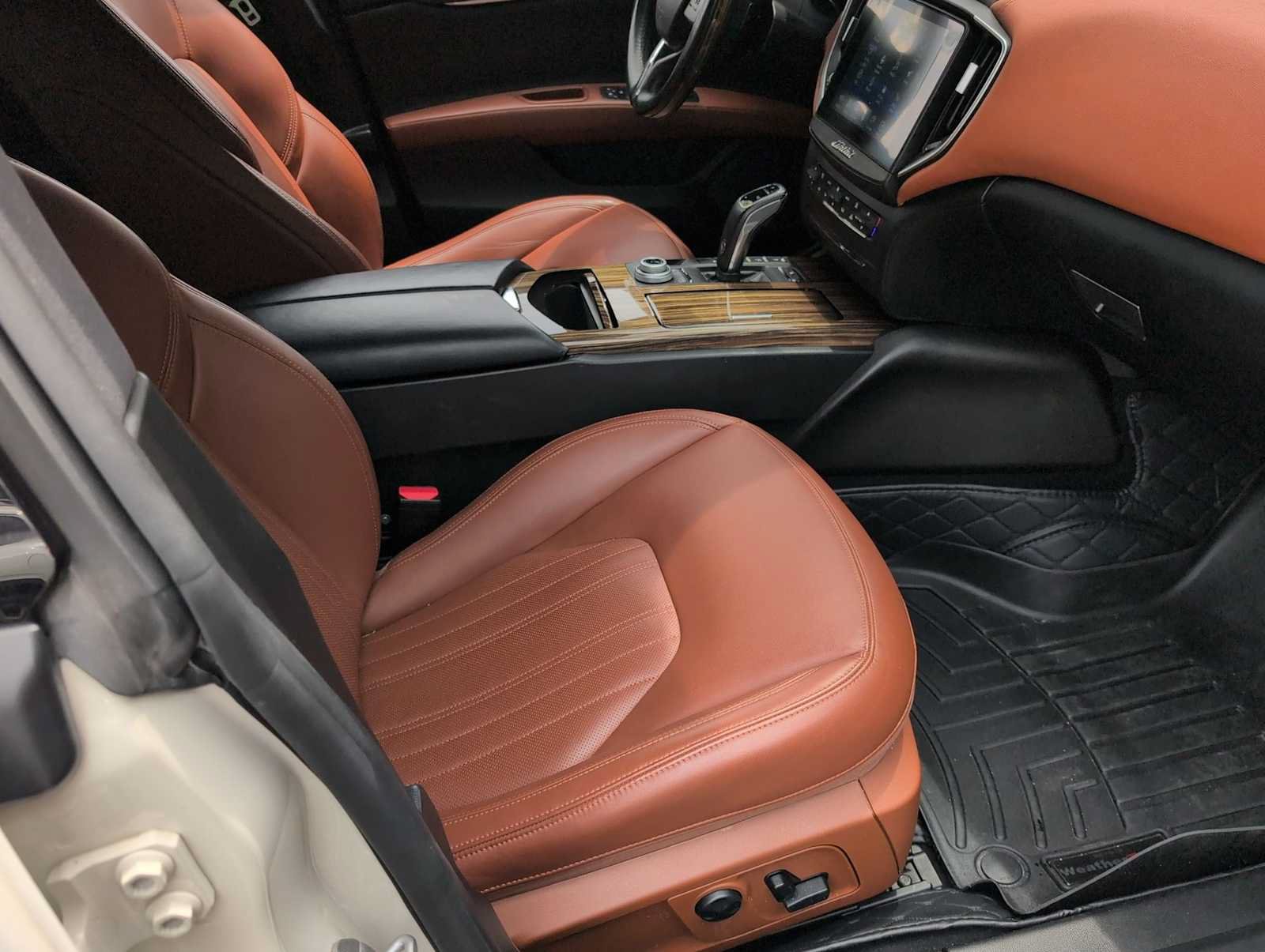 Used 2019 Maserati Ghibli S Q4 AWD/4WD image 20