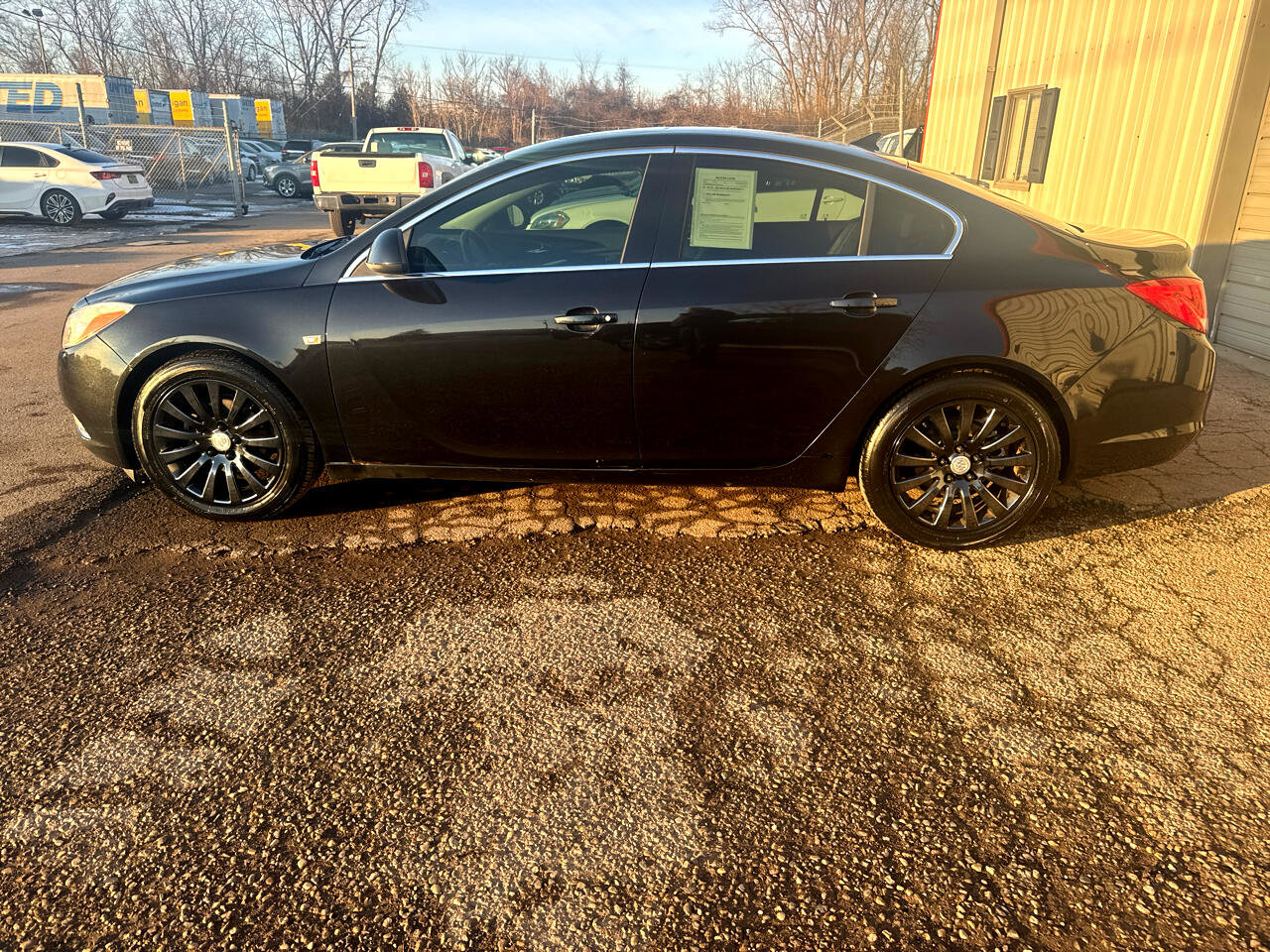 Used 2011 Buick Regal CXL w/ RL4 Preferred Equipment Group image 8