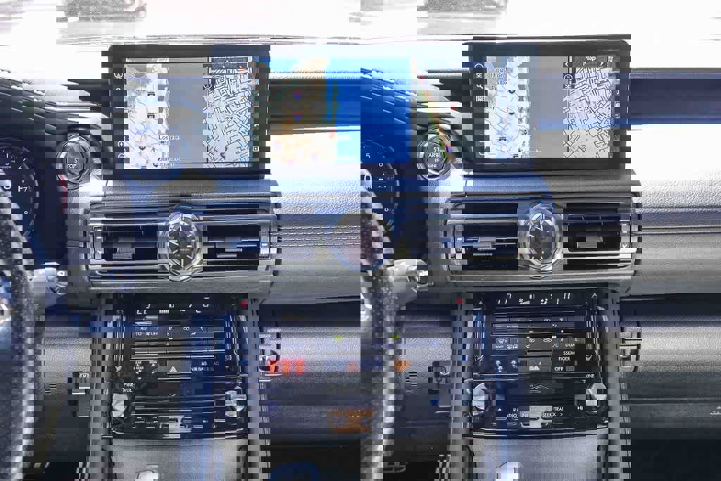 Used 2023 Lexus IS 350 F Sport w/ Navigation Package image 12