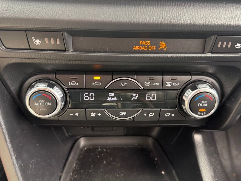 Used 2017 MAZDA MAZDA3 Touring FWD image 17