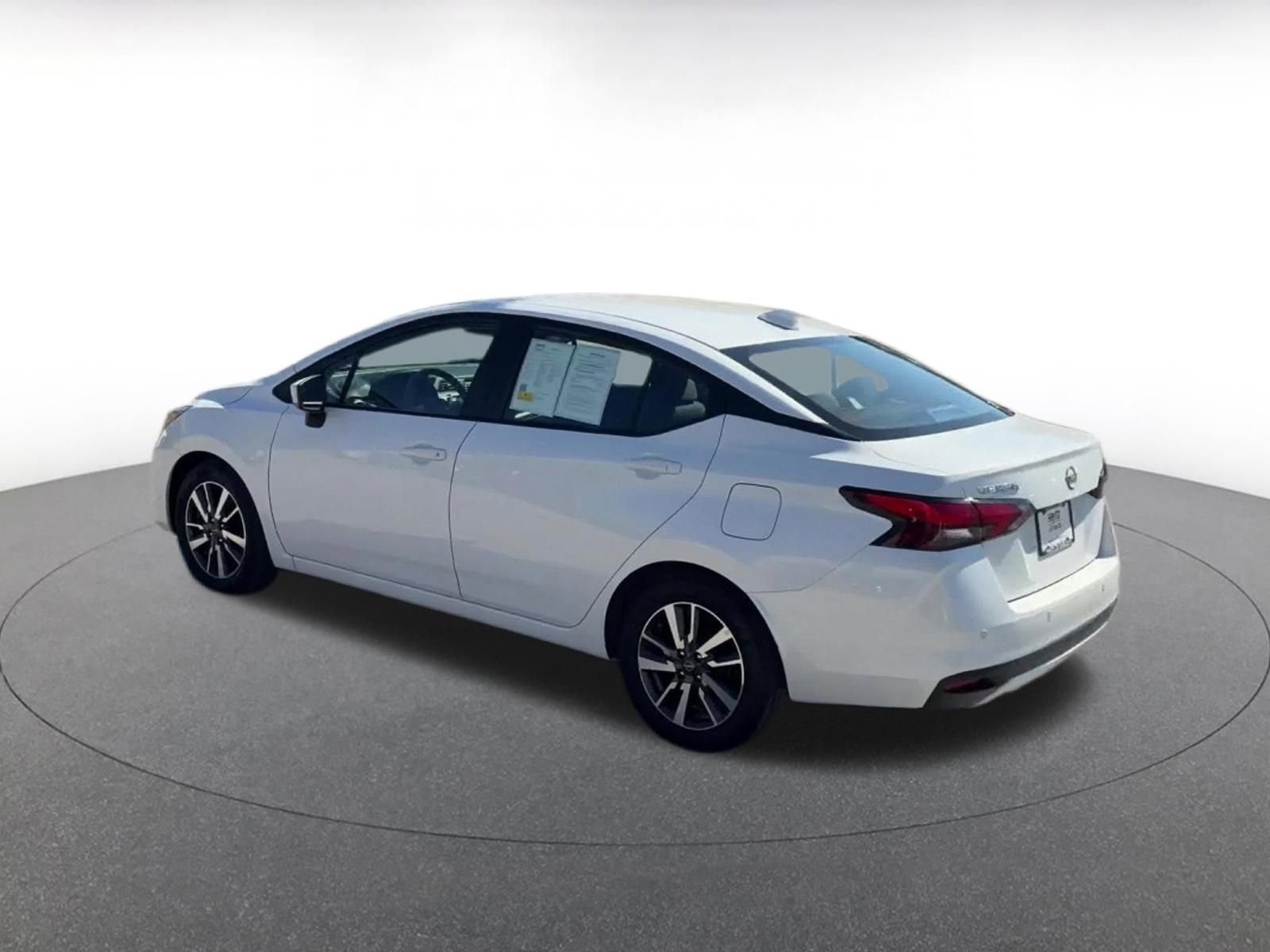 Used 2025 Nissan Versa SV image 10