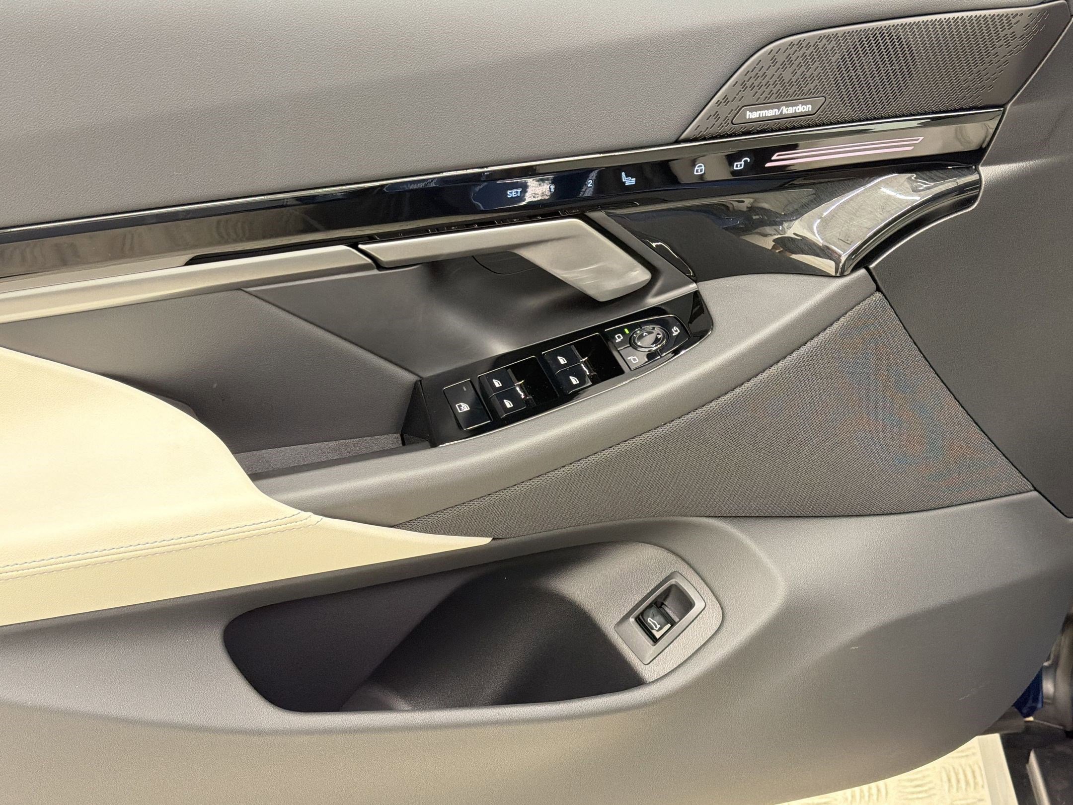 New 2026 BMW 530i RWD image 13