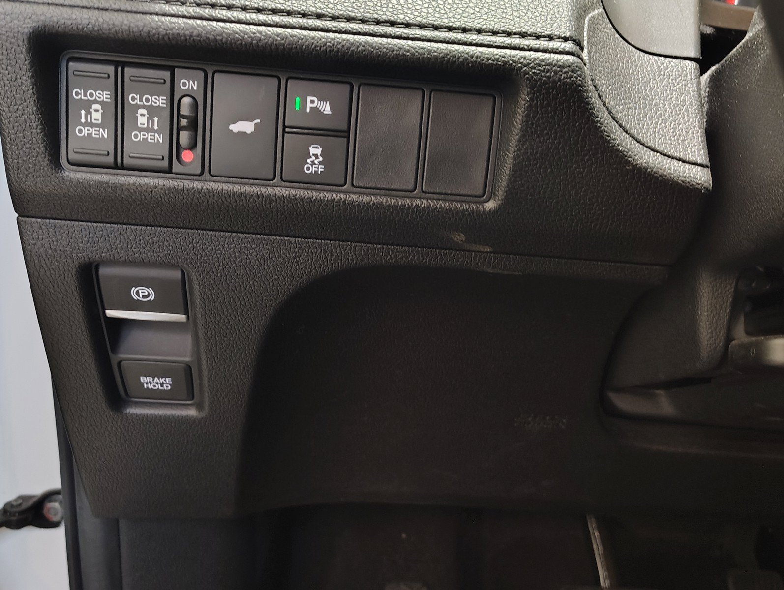 Used 2025 Honda Odyssey Elite image 21