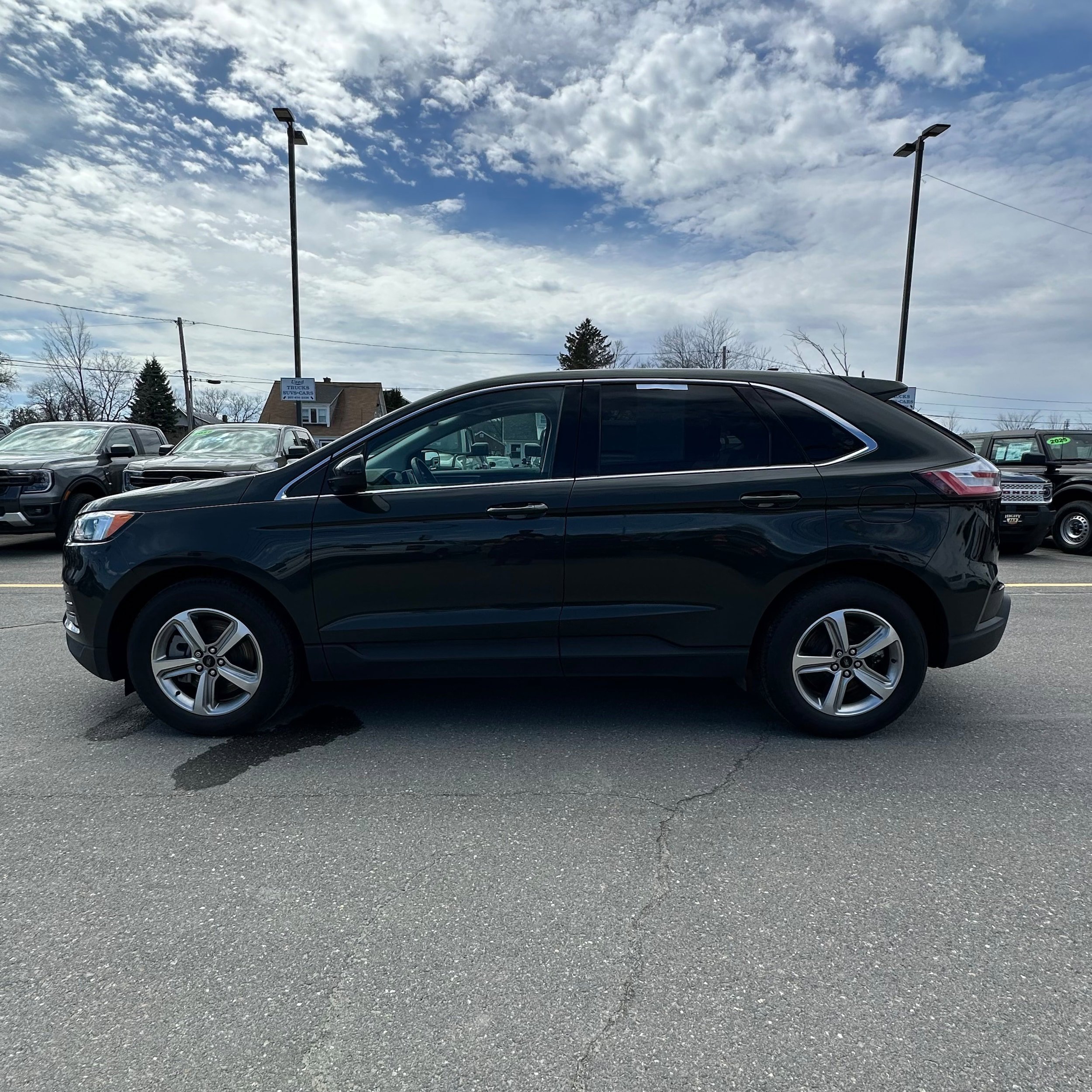 Used 2023 Ford Edge SEL w/ Convenience Package AWD/4WD image 6