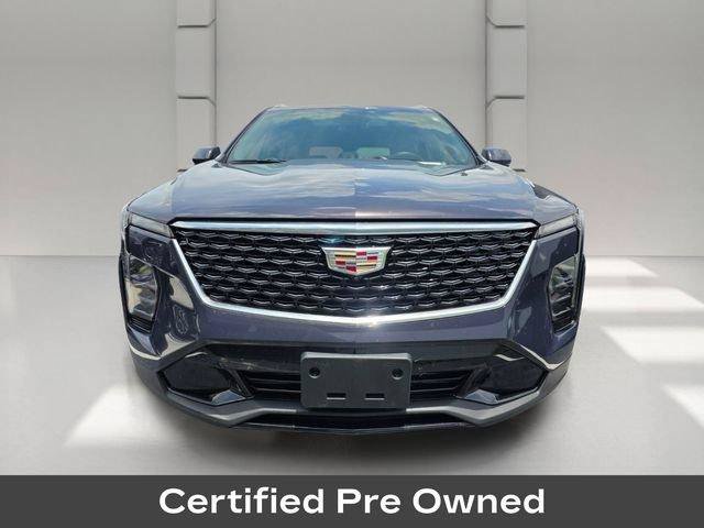 Certified 2025 Cadillac XT4 Premium Luxury w/ Cold Weather Package AWD/4WD image 2