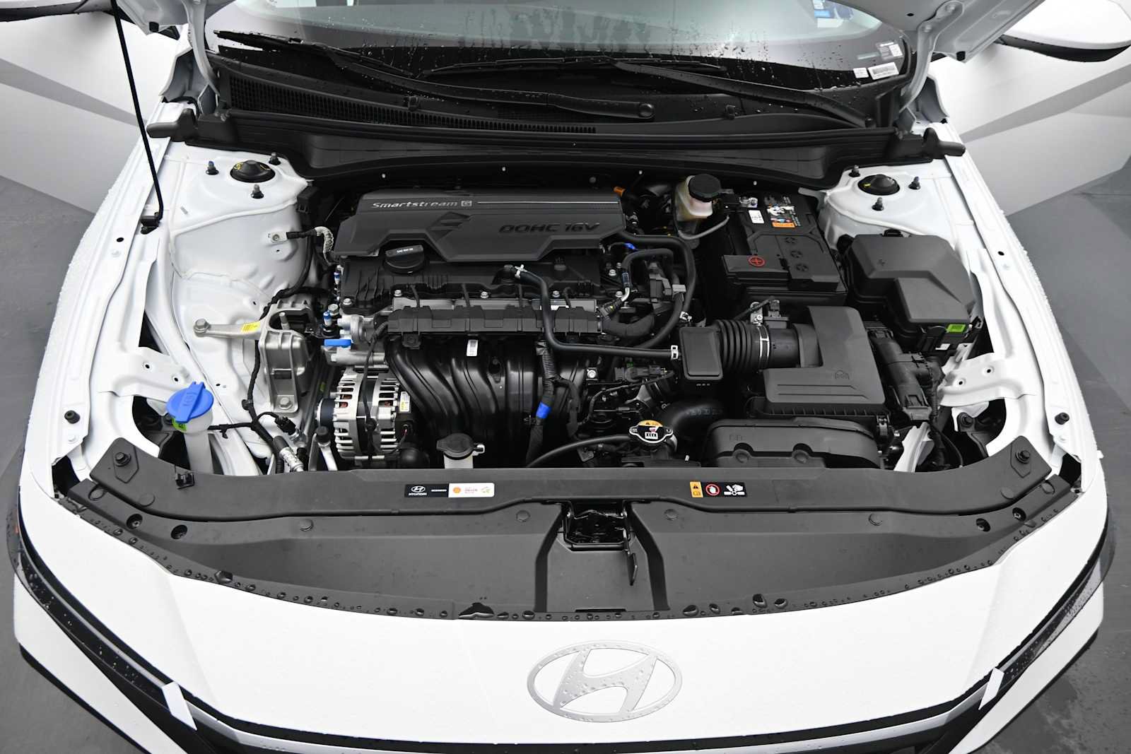 New 2026 Hyundai Elantra SE FWD image 23