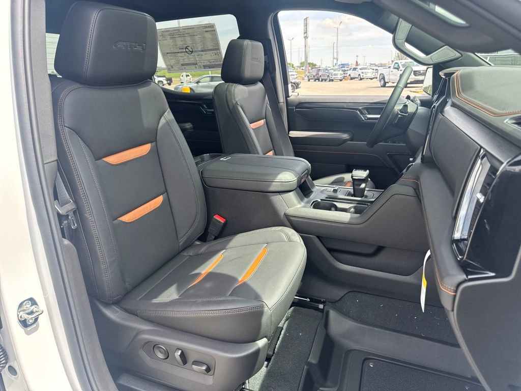 New 2026 GMC Sierra 1500 AT4 w/ AT4 Premium Package AWD/4WD image 11