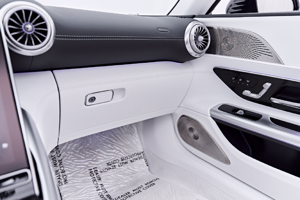 Used 2026 Mercedes-Benz Maybach SL 680 image 80