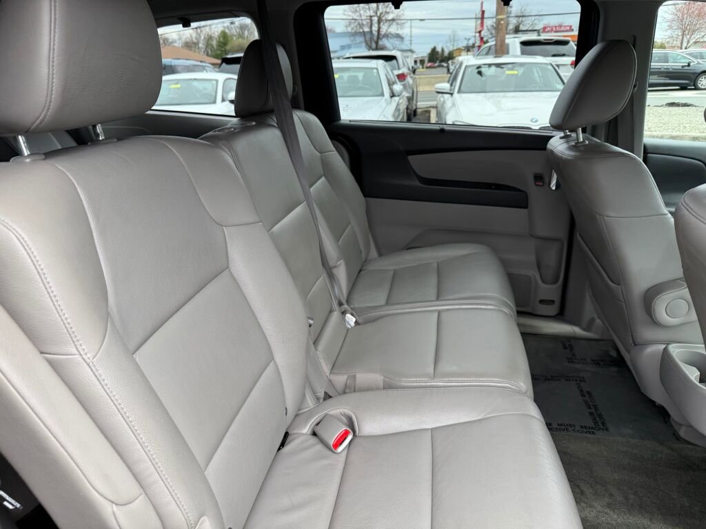 Used 2016 Honda Odyssey EX-L image 28