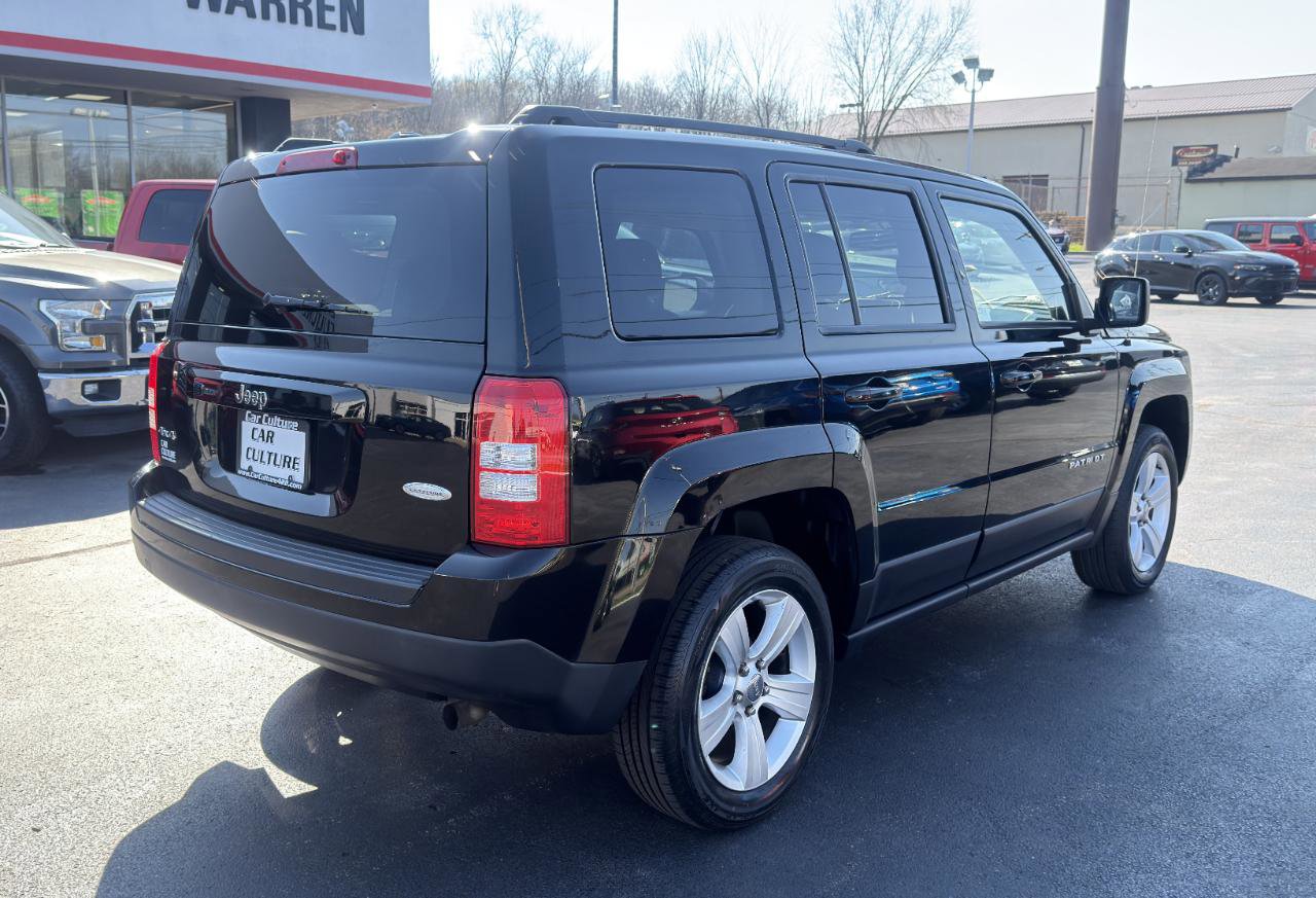 Used 2015 Jeep Patriot Latitude AWD/4WD image 14