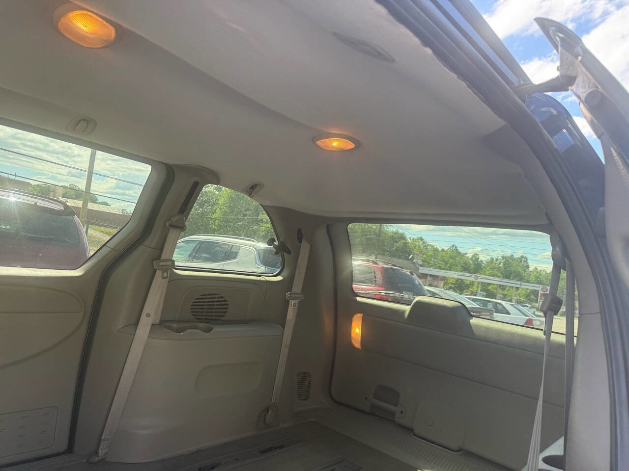 Used 2002 Dodge Caravan SE FWD image 32