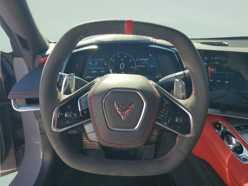 Used 2025 Chevrolet Corvette Stingray Preferred Conv w/ Z51 Performance Package RWD image 11