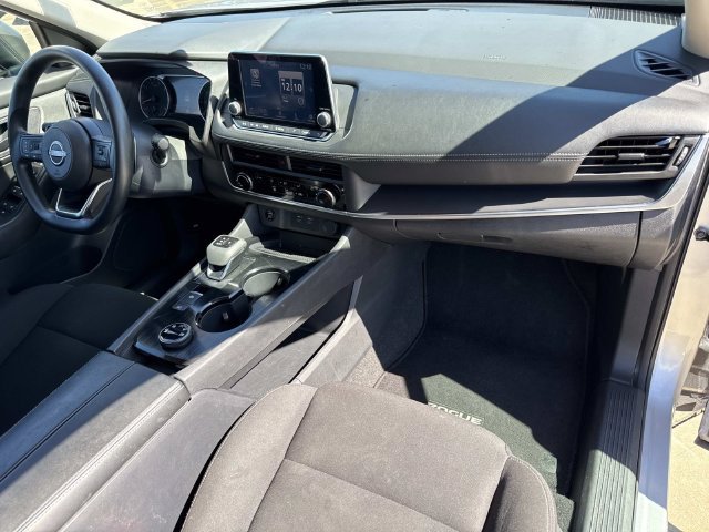 Used 2024 Nissan Rogue S AWD/4WD image 17