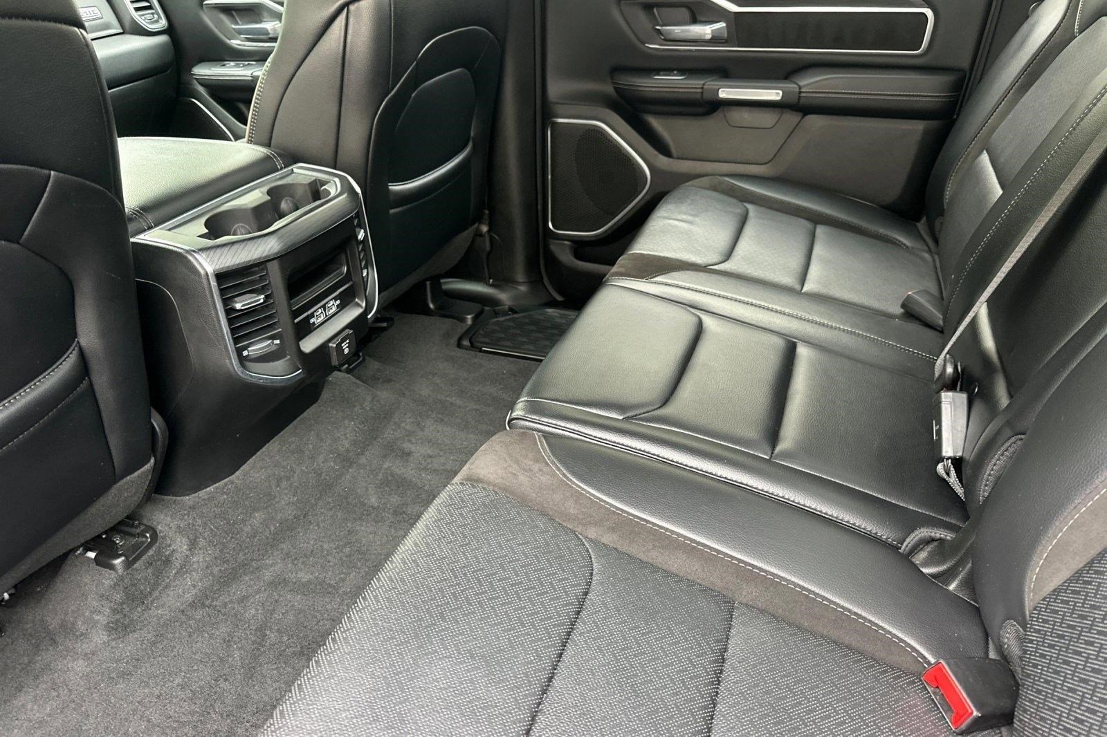 Used 2023 RAM 1500 Laramie AWD/4WD image 28